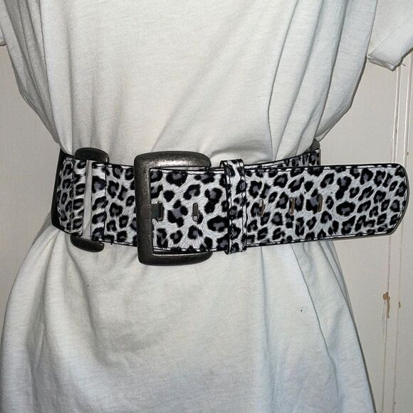 Bijou Terner wide leopard print polyurethane& black elastic belt - Picture 1 of 6